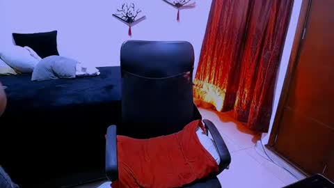 Nyxxei online show from 9, 7, 2026