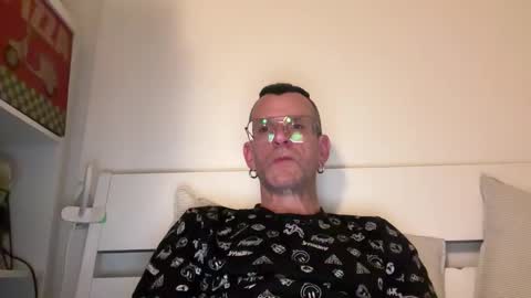 Jonathan Deep online show from 5, 3, 2026