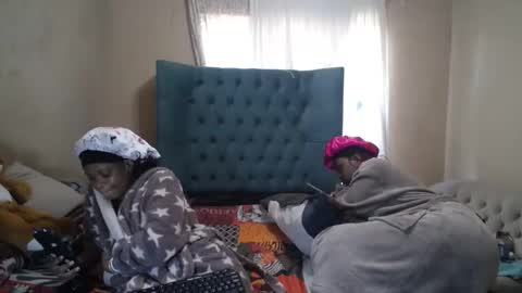 obsessedmimi online show from 27, 4, 2026