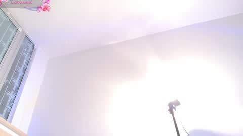 Snapshot of ocean_your_squirter chatting on 5, 12, 2024 Your Ocean baby 3 online show from 5, 12, 2024