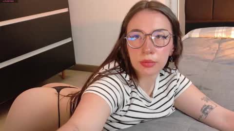 Snapshot of ocean_your_squirter chatting on 3, 12, 2025 Your Ocean baby 3 online show from 3, 12, 2025