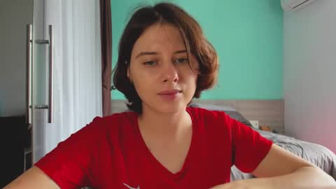 Evie online show from 18, 12, 2024