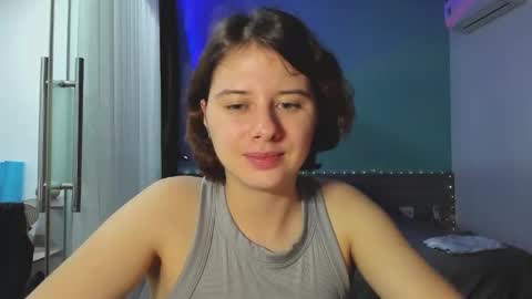 Evie online show from 10, 1, 2025