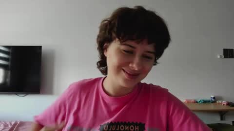 Evie online show from 4, 5, 2026