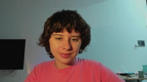 Evie online show from 11, 5, 2026