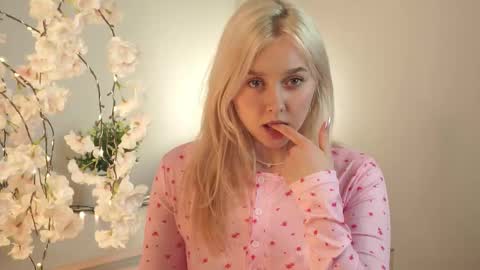 Alice online show from 23, 11, 2025