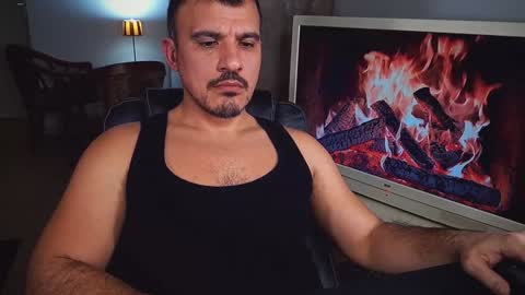 Snapshot of officeman7 chatting on 21, 1, 2025 officeman7 online show from 21, 1, 2025