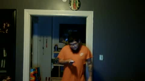 oscar flores online show from 8, 7, 2026