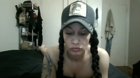 Lit en Cama online show from 11, 9, 2025