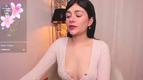  Holly  online show from 18, 10, 2025