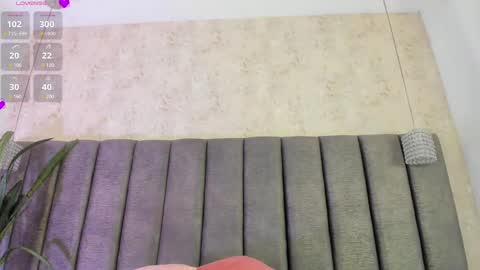 Holly online show from 16, 2, 2025