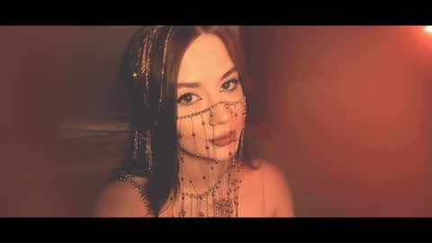 your dear Lilith Chapman online show from 9, 1, 2025