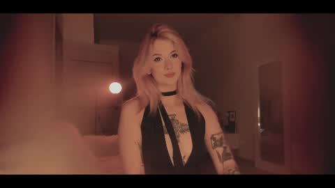 your dear Lilith Chapman online show from 17, 7, 2026