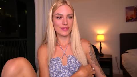 Kelly online show from 4, 3, 2025