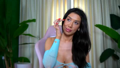 Julia online show from 14, 7, 2026