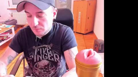 Snapshot of ohihoe92 chatting on 30, 3, 2026 Chris online show from 30, 3, 2026