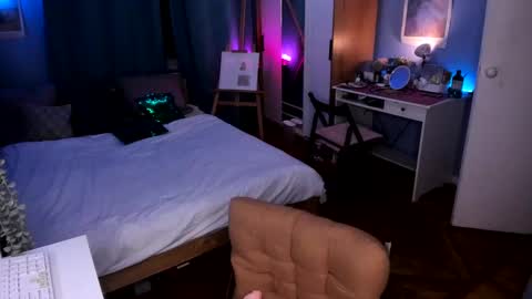 Light  online show from 12, 12, 2024