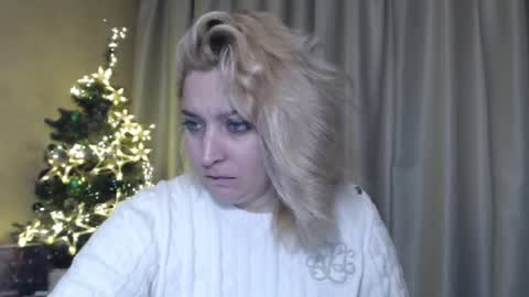 Snapshot of ohsweetiren chatting on 30, 12, 2024 Iren online show from 30, 12, 2024