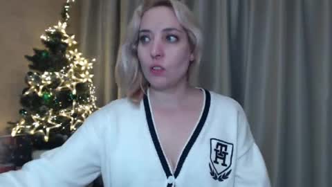 Snapshot of ohsweetiren chatting on 31, 12, 2024 Iren online show from 31, 12, 2024