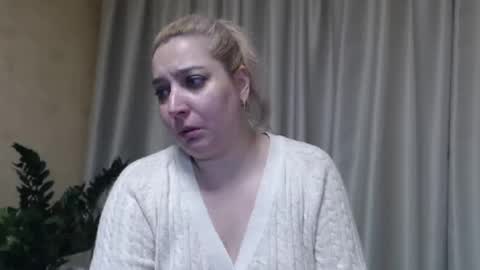 Snapshot of ohsweetiren chatting on 23, 2, 2025 Iren online show from 23, 2, 2025