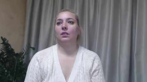 Snapshot of ohsweetiren chatting on 25, 10, 2025 Iren online show from 25, 10, 2025