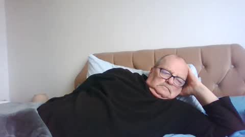 old_fkr online show from 5, 1, 2025