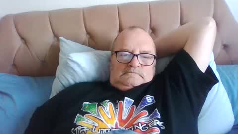 old_fkr online show from 9, 1, 2025