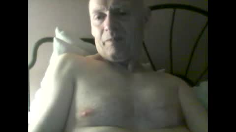 Snapshot of oldbuthorny62 chatting on 24, 1, 2025 oldbuthorny62 online show from 24, 1, 2025