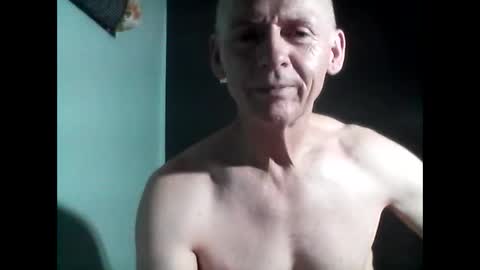 Snapshot of oldbuthorny62 chatting on 4, 3, 2025 oldbuthorny62 online show from 4, 3, 2025