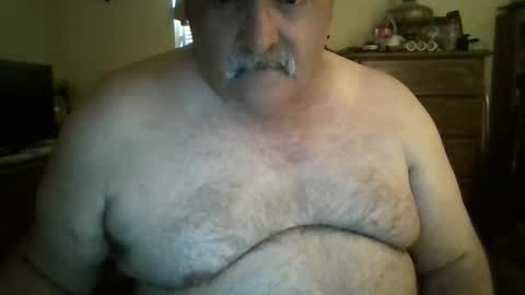 Snapshot of oldcockforyngladies chatting on 5, 4, 2026 oldcockforyngladies online show from 5, 4, 2026