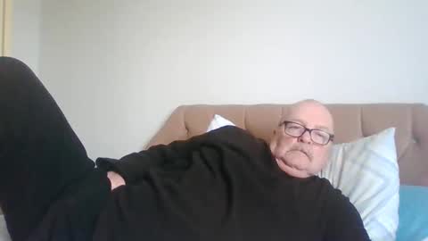 oldfkr69 online show from 24, 2, 2026