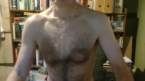 Snapshot of oldhairybastard chatting on 22, 6, 2026 oldhairybastard online show from 22, 6, 2026
