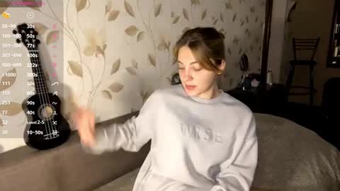 Snapshot of oletaguinyard chatting on 29, 11, 2025 Kem online show from 29, 11, 2025