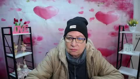 OlgaLuck online show from 27, 4, 2026