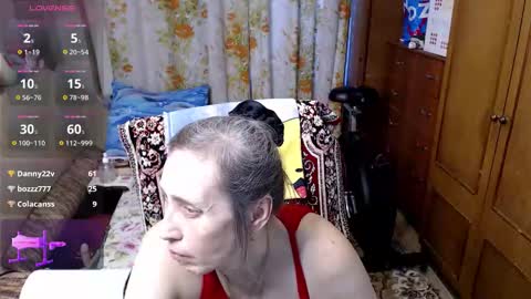 Snapshot of olguscha chatting on 14, 12, 2025 Olguscha online show from 14, 12, 2025