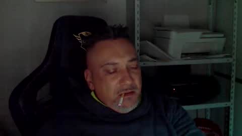 Snapshot of olimpio1230 chatting on 1, 12, 2025 olimpio1230 online show from 1, 12, 2025