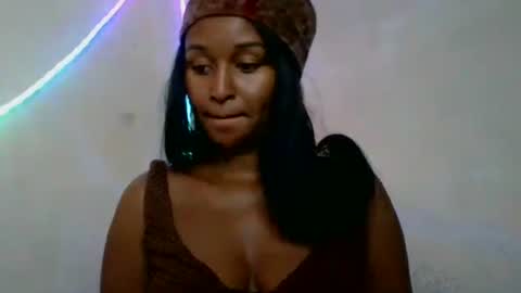 olinah610 online show from 25, 6, 2026