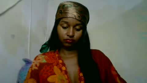 olinah610 online show from 28, 6, 2026