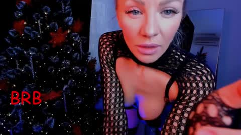 Snapshot of oliva_candy chatting on 2, 1, 2025 oliva_candy online show from 2, 1, 2025