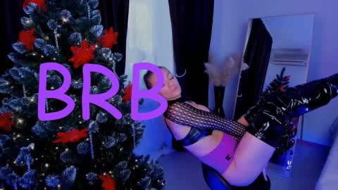 Snapshot of oliva_candy chatting on 26, 1, 2025 oliva_candy online show from 26, 1, 2025