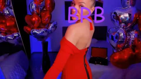 Snapshot of oliva_candy chatting on 18, 2, 2025 oliva_candy online show from 18, 2, 2025