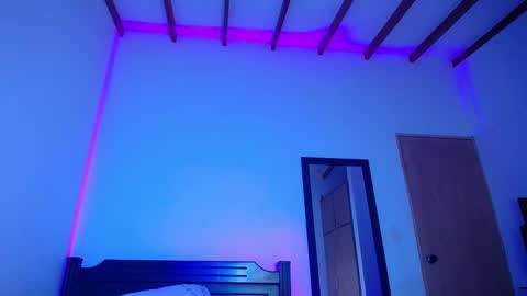 Oliver and MeganIndependent online show from 29, 3, 2026