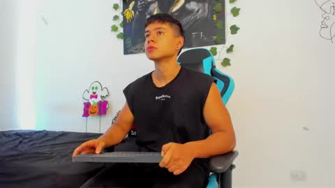 Oliver bray online show from 23, 1, 2025