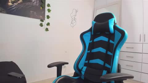 Oliver bray online show from 4, 3, 2025