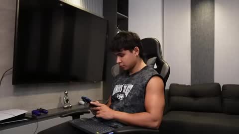 Oliver bray online show from 15, 4, 2026