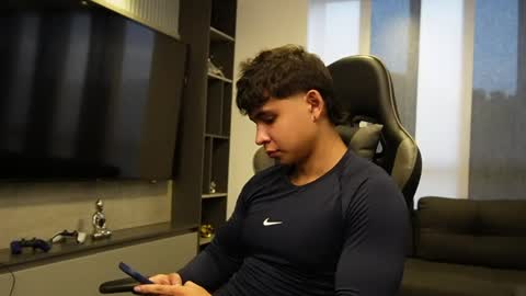 Oliver bray online show from 20, 4, 2026