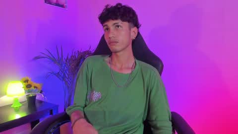 Oliver fast online show from 4, 12, 2024