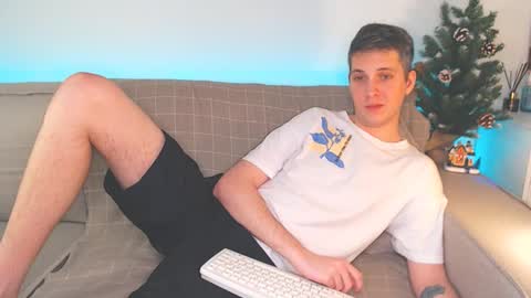 Oliver online show from 28, 12, 2024