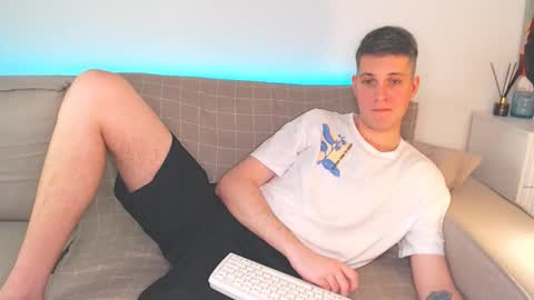 Oliver online show from 15, 1, 2025