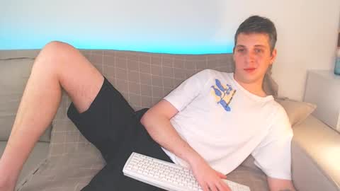 Oliver online show from 10, 2, 2025